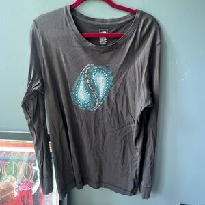 The north face long sleeve tee